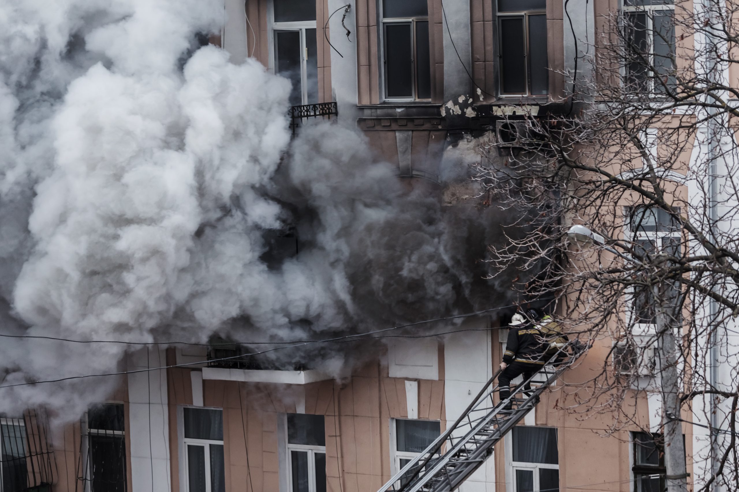 Elderly man tragically killed in Imperial Beach apartment fire