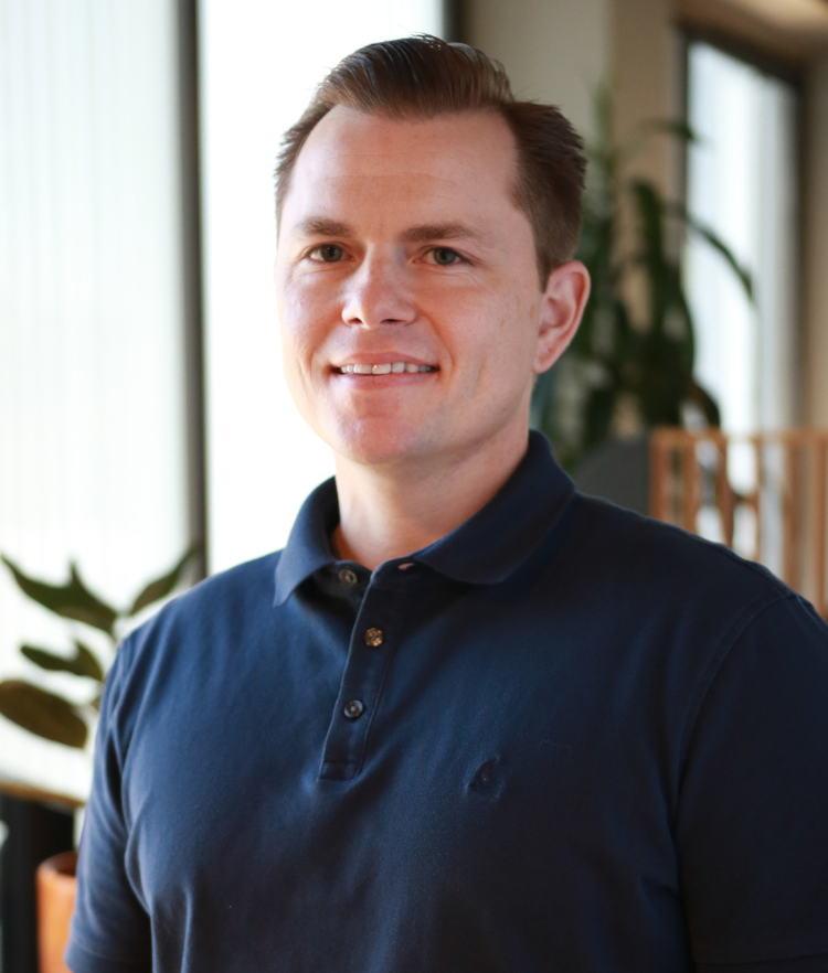 Taylor Marrinan, Singleton Schreiber Photo