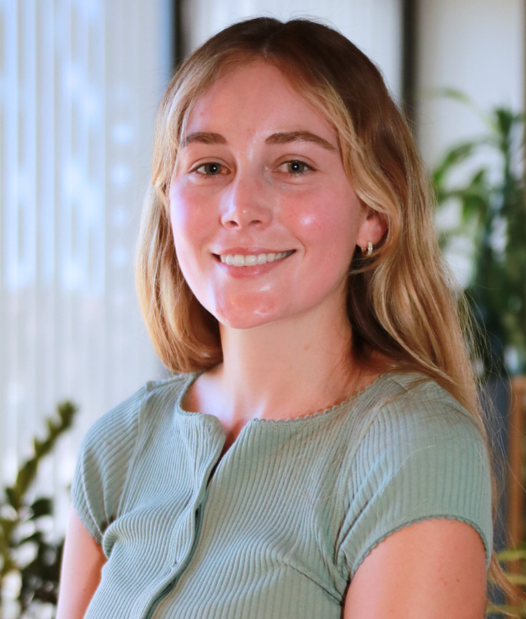 Grace Bockman, Singleton Schreiber Photo