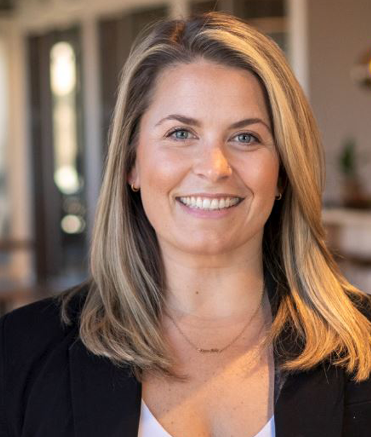 Hillary Steinfeldt, Singleton Schreiber Photo