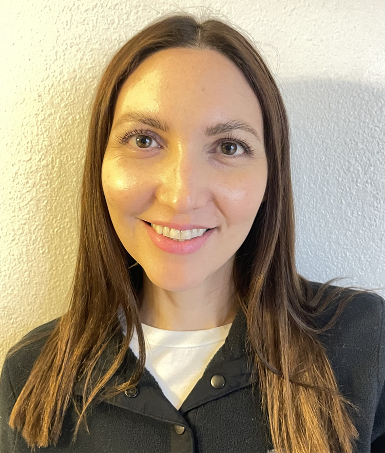 Evette "Sahara" Holguin, Singleton Schreiber Photo