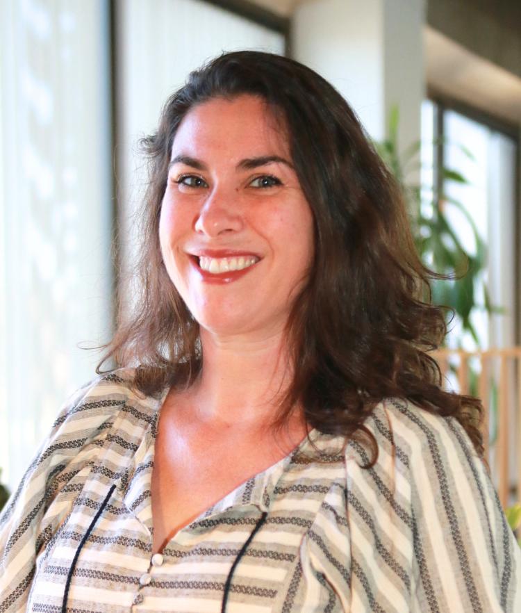 Miranda Maclean, Singleton Schreiber Photo