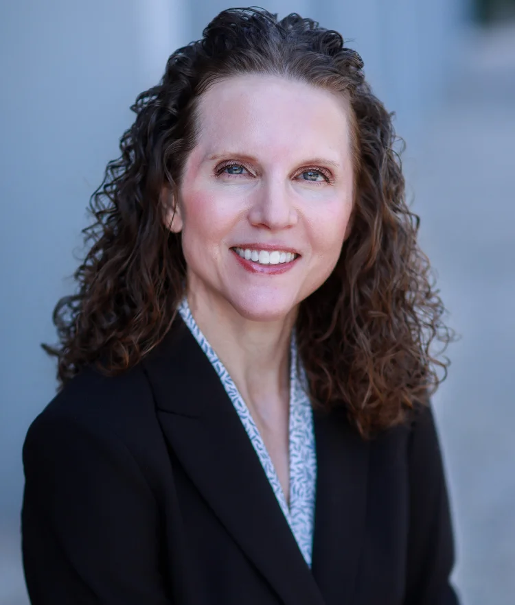 Photo of Lisa  Nicholes