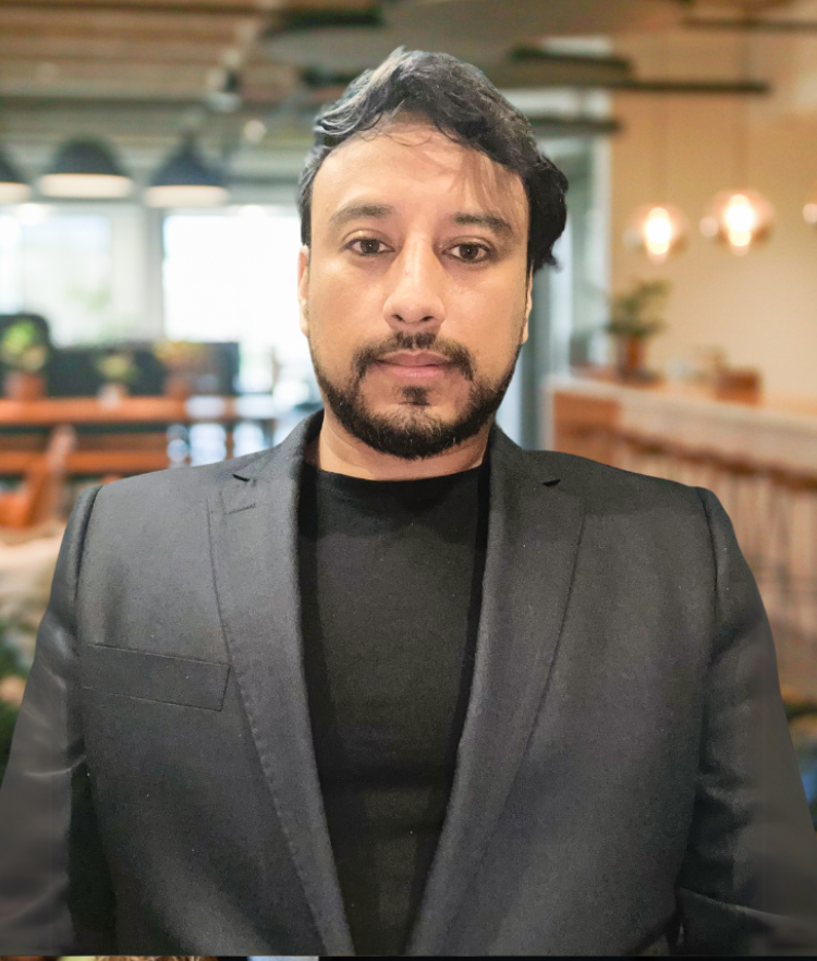 Uriel Adame, Singleton Schreiber Photo