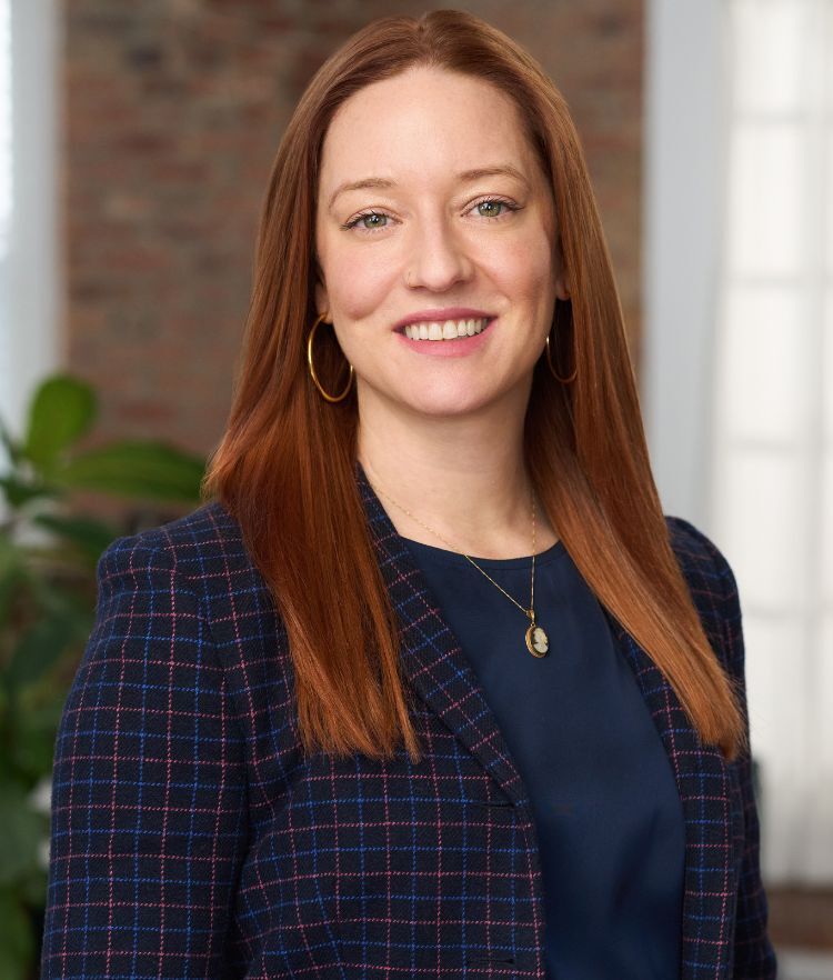 Elizabeth Aniskevich, Singleton Schreiber Photo