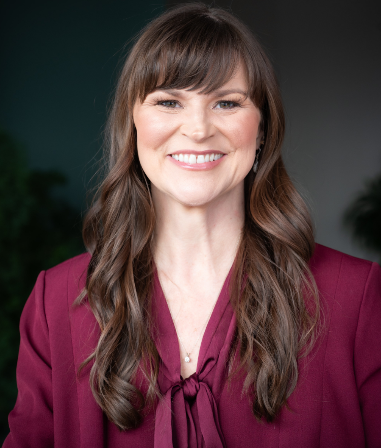 Brandy Robertson, Singleton Schreiber Photo