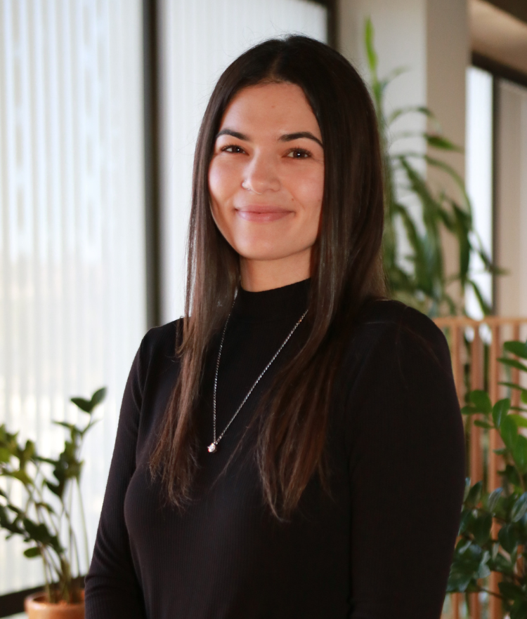 Riley Weathers, Singleton Schreiber Photo