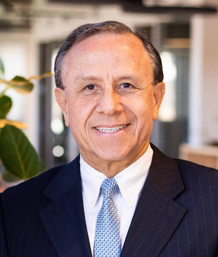 Jaime Justo, Singleton Schreiber Photo