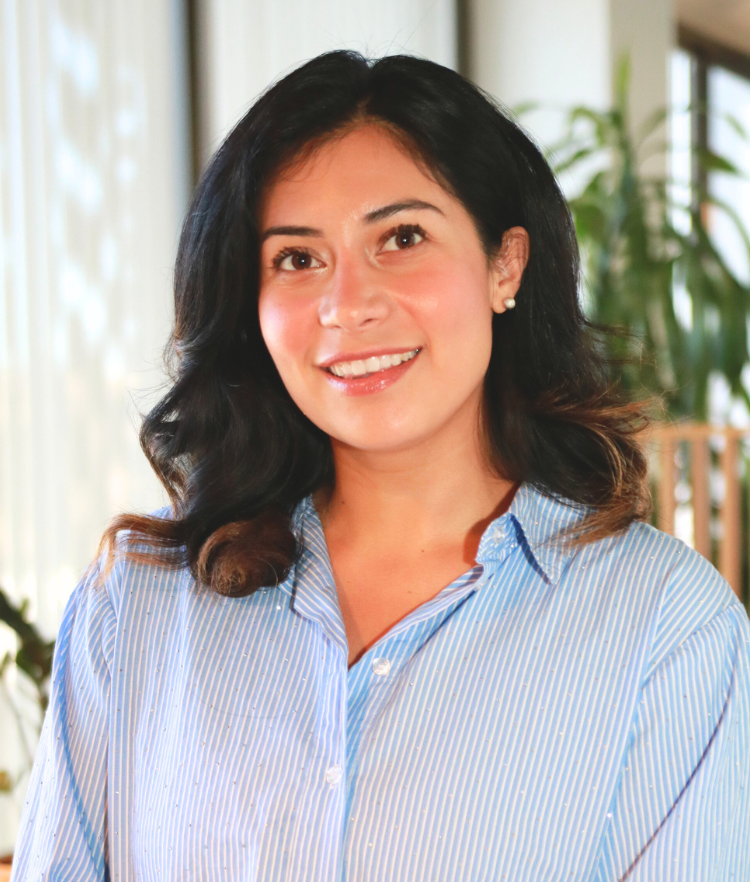 Jacqueline Gonzalez, Singleton Schreiber Photo