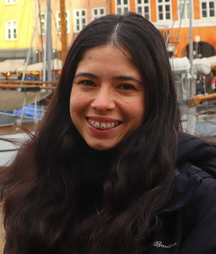 Angelica Perez, Singleton Schreiber Photo