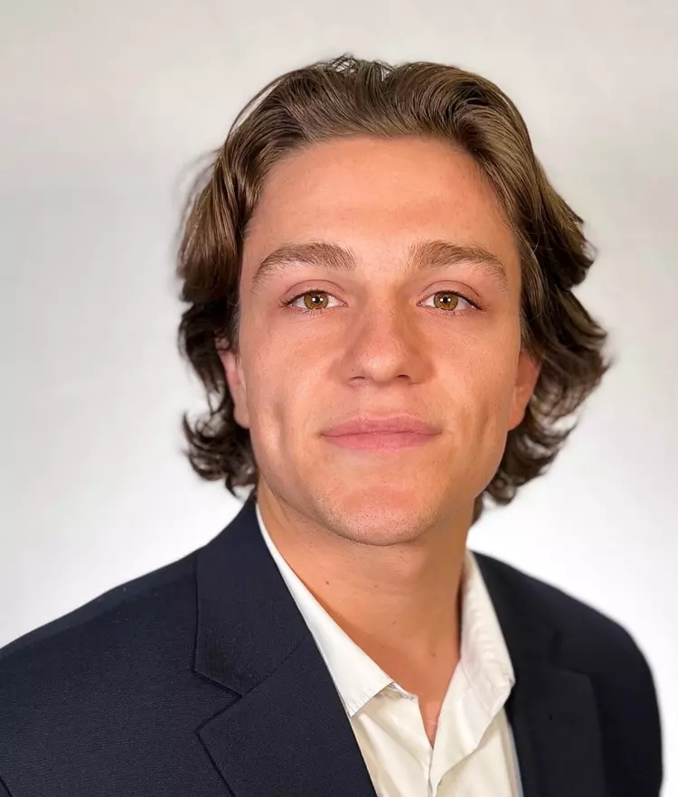 Photo of Brady  Fernandez