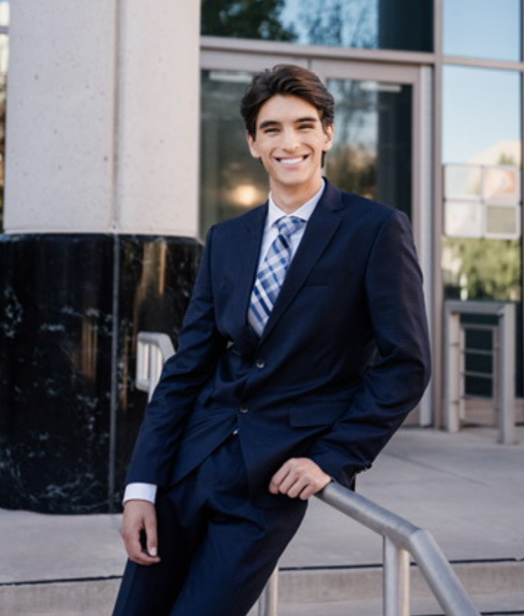 Ian Casas, Singleton Schreiber Photo