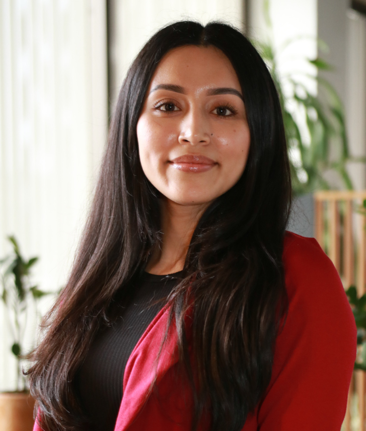 Evelyn Mezzanatto, Singleton Schreiber Photo