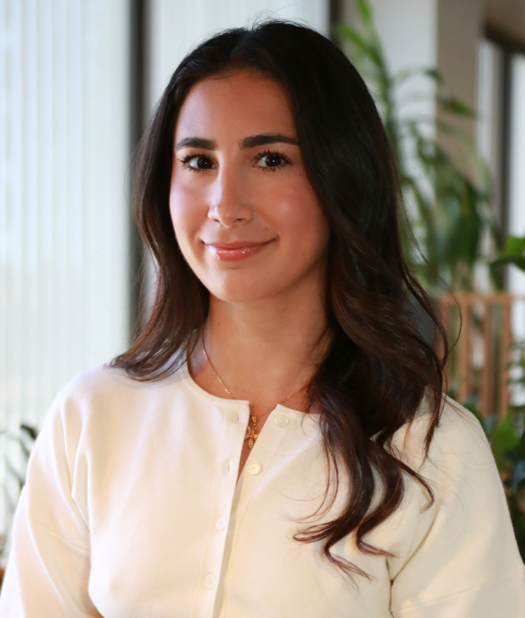 Maryam Mikha, Singleton Schreiber Photo