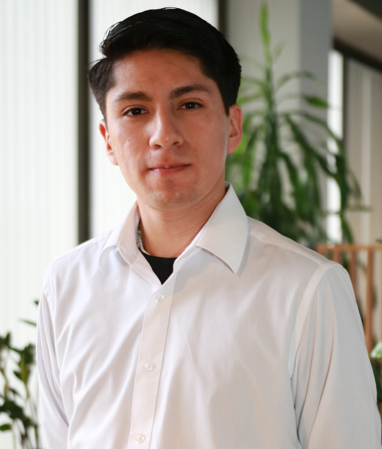 Adrian Guzman-Ruiz, Singleton Schreiber Photo